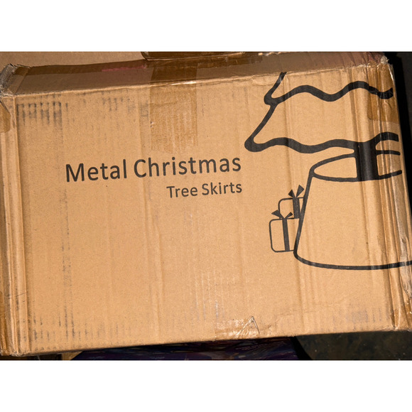 Metal Christmas Tree Collar Decoration, 23 Inches Diameter - Picture 1 of 3